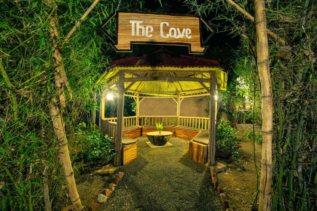 Lemon Tree Wildlife Resort, Bandhavgarh Tāla 외부 사진